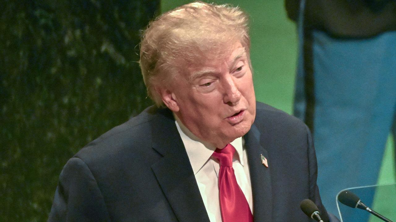 Image of Jessica Tarlov pointed Donald Trump's low polling data before his recent rally.