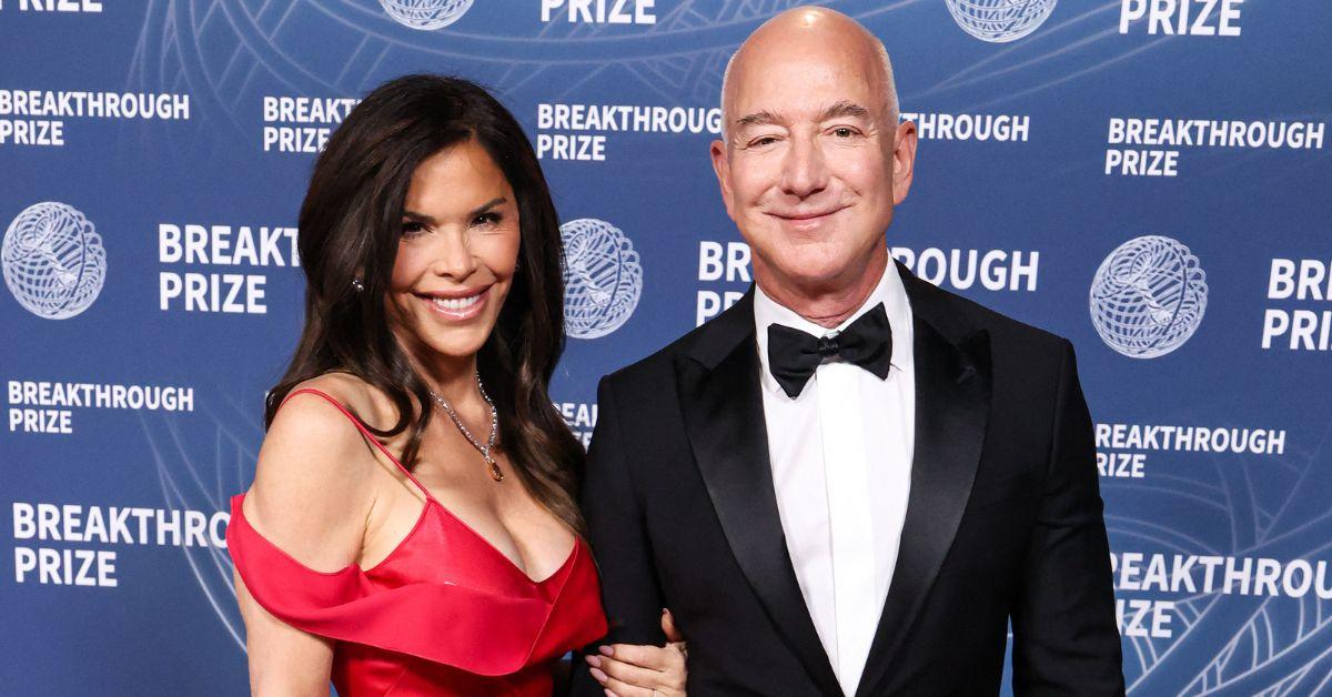 Photo of Lauren Sanchez and Jeff Bezos