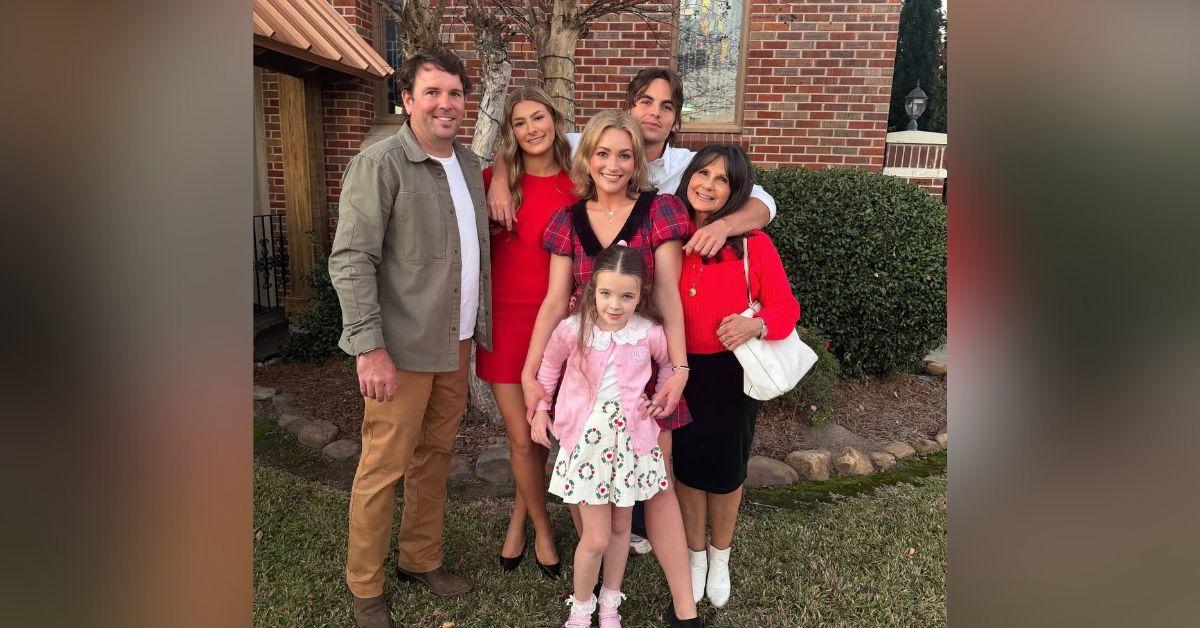 image of Britney Spears made waves with a sarcastic Christmas message.