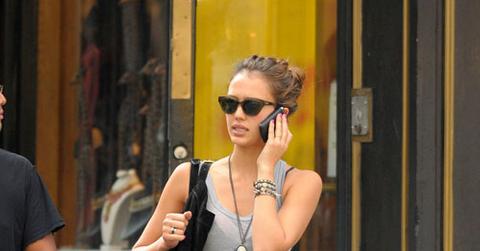 2010__08__Jessica_Alba_Aug17_07.jpg