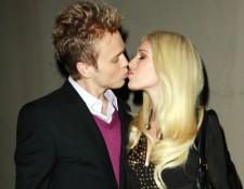 2009__11__fp_4052845_pratt 225×175.jpg