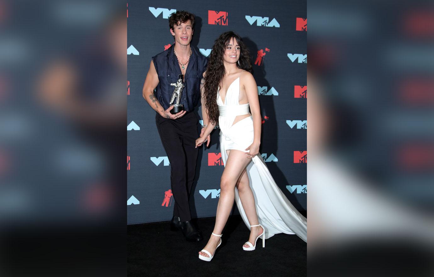 Camila Cabello & Shawn Mendes