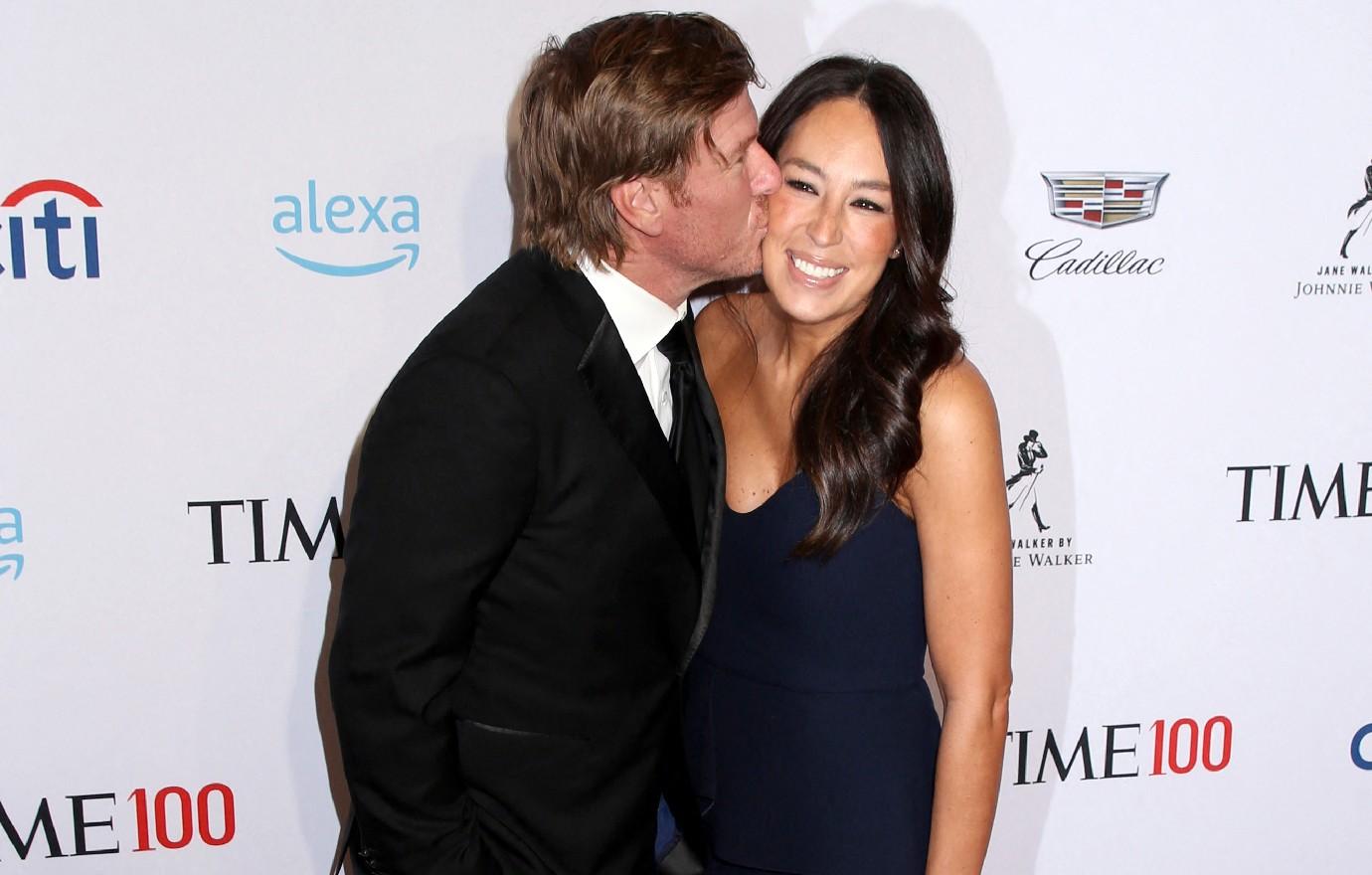 Chip Gaines Gets Into Hilarious BackandForth With Troll