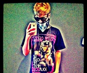 2011__08__Justin_Bieber_Selena_Gomez_Aug1newsbt 300×300.jpg