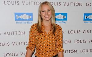 2010__08__Louis_Vuitton_Aug20_MAIN 300×187.jpg