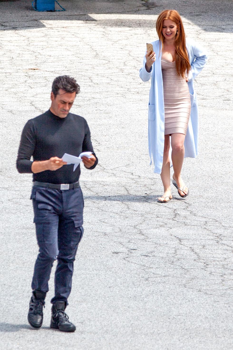 *EXCLUSIVE* Isla Fisher shows off her Post Baby Body on set