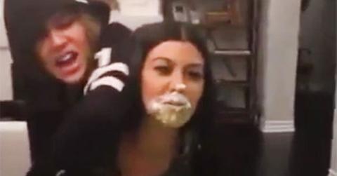 Kourtney kardashian 2 435