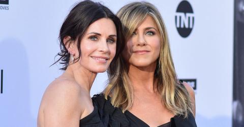 Photo of Courteney Cox and Jennifer Aniston