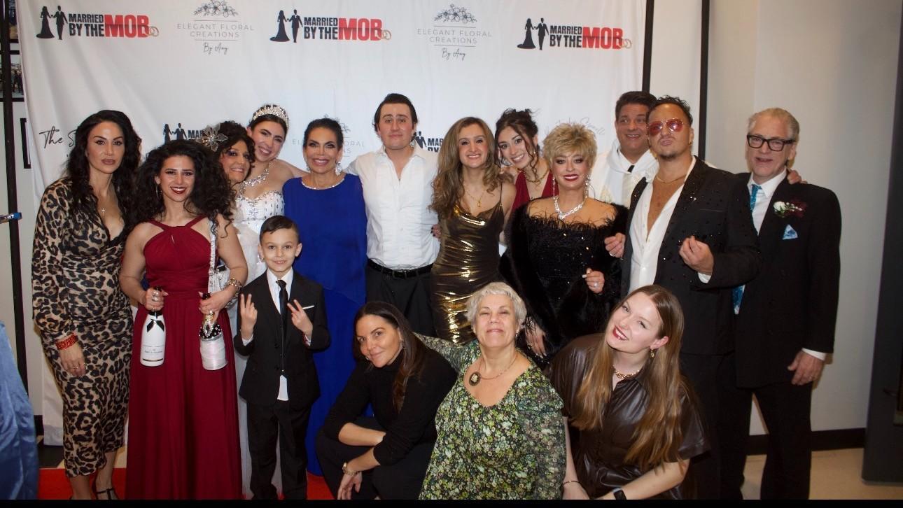 Phoot of the cast of 'Married By the Mob.'