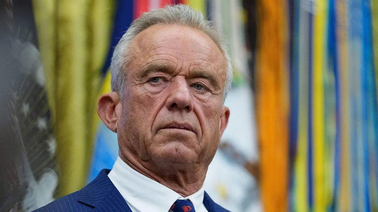 Photo of Robert F. Kennedy Jr.'s voice was compared to 'Darth Vader with sleep apnea.'