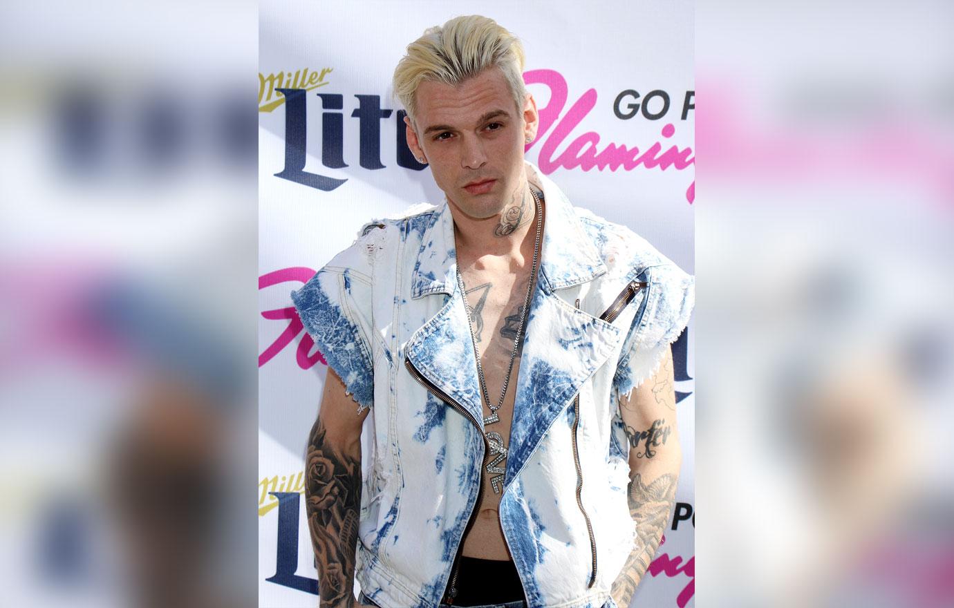 //aaron carter surrenders assault rifles