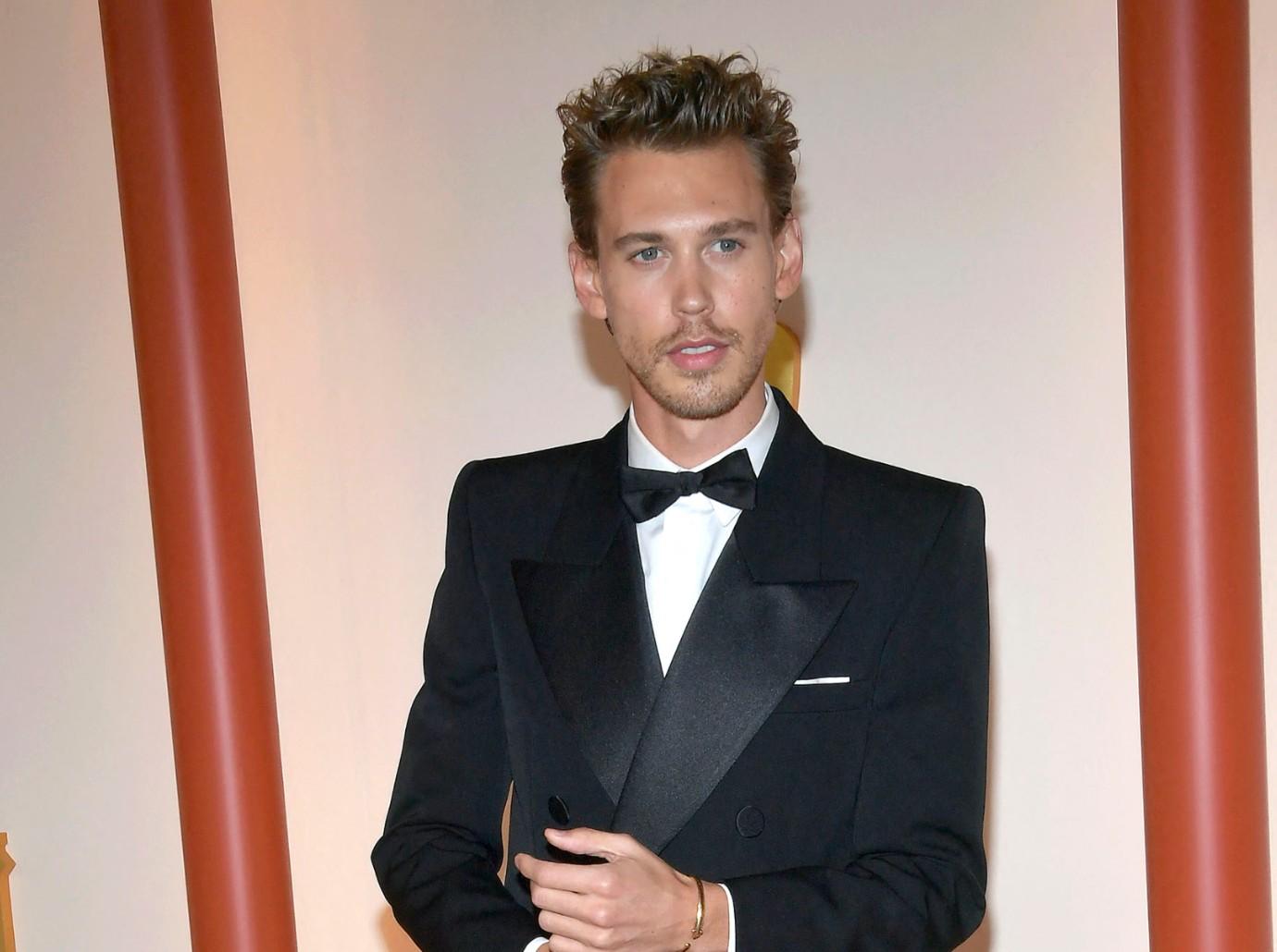 austin butler avoids talking kaia gerber oscars