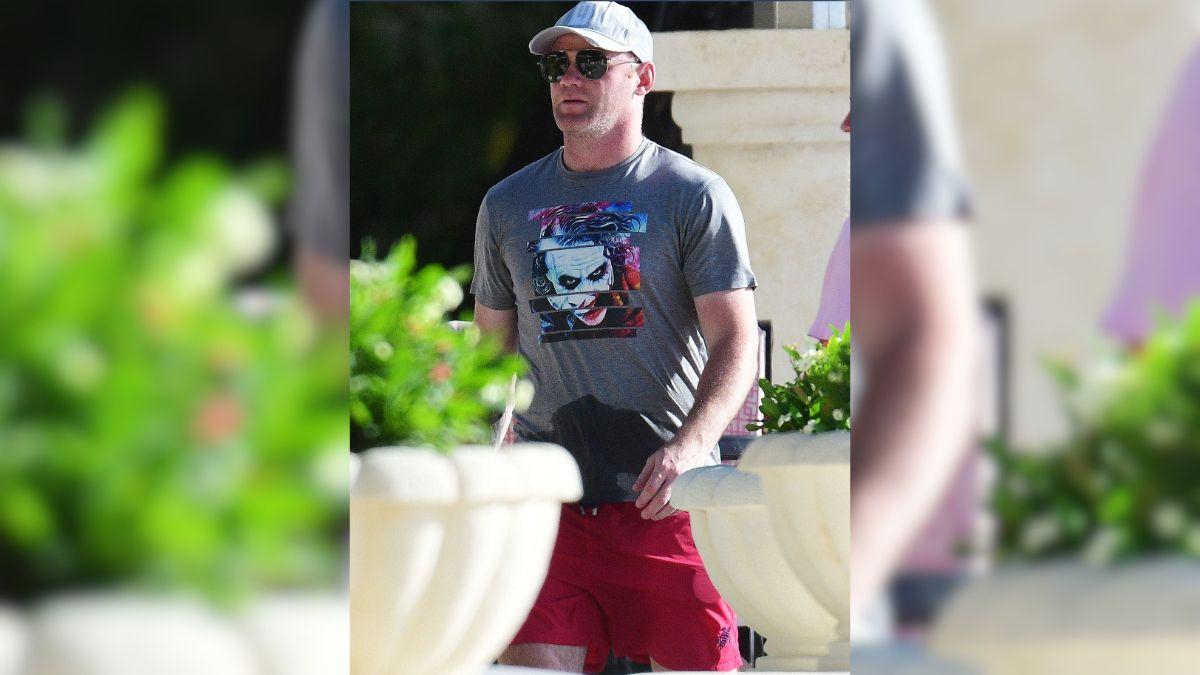 Image of Wayne Rooney said he thought the FIFA World Cup halftime show was 'c---.'