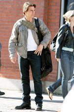 2009__10__tomcruise 150×225.jpg