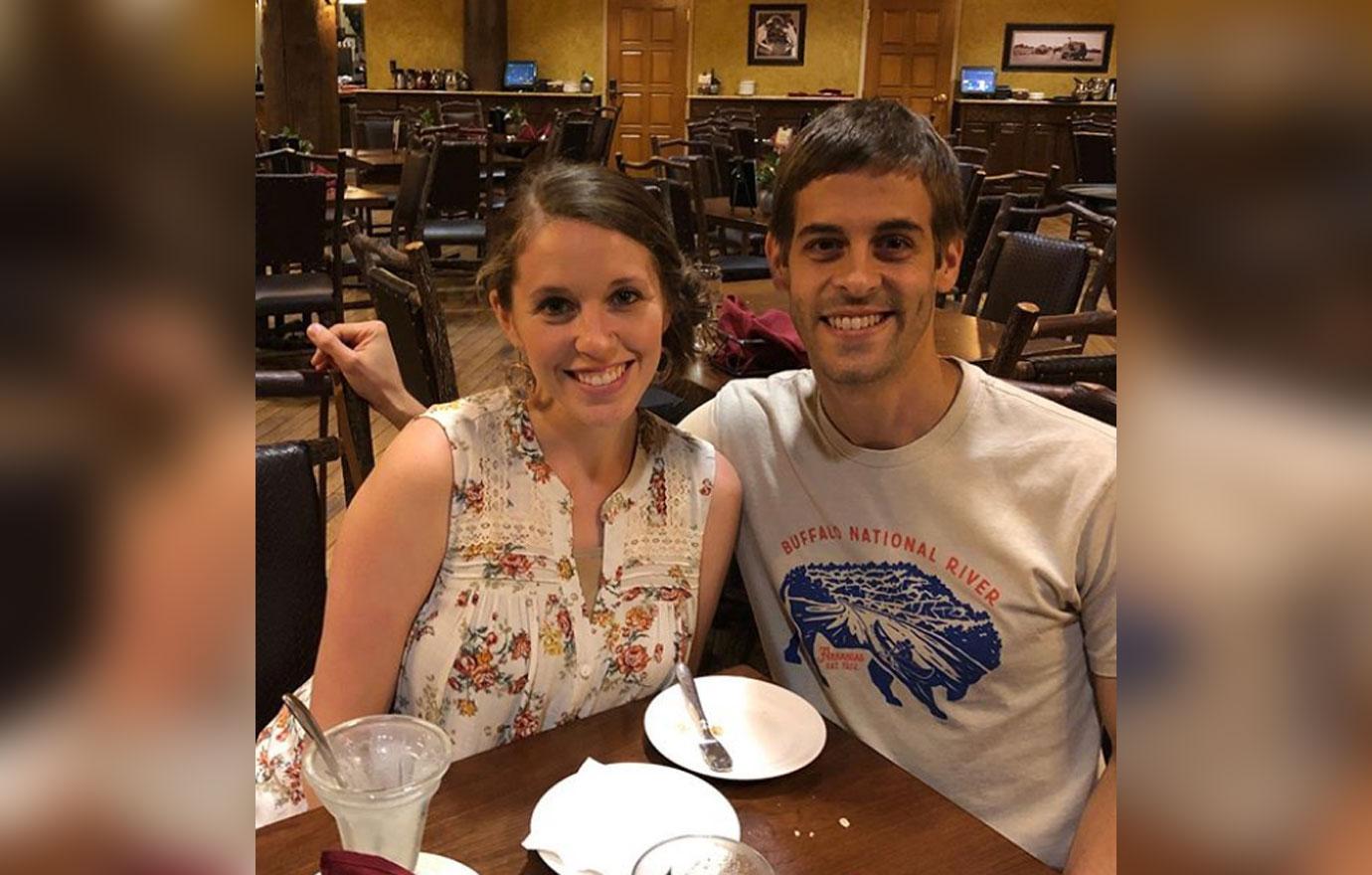 Jill Duggar Husband Derick