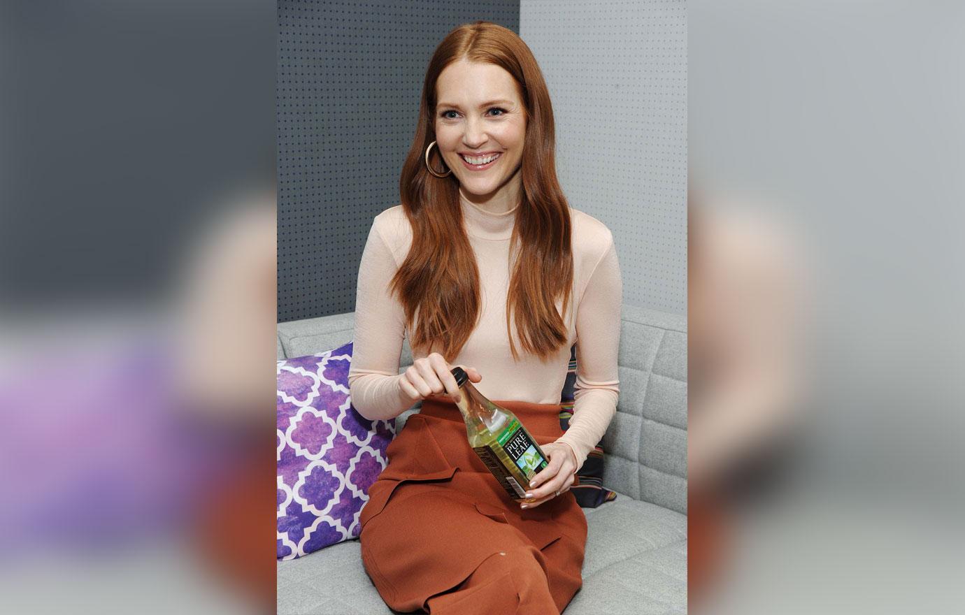 Darby Stanchfield Promoting her new Pure Leaf documentary