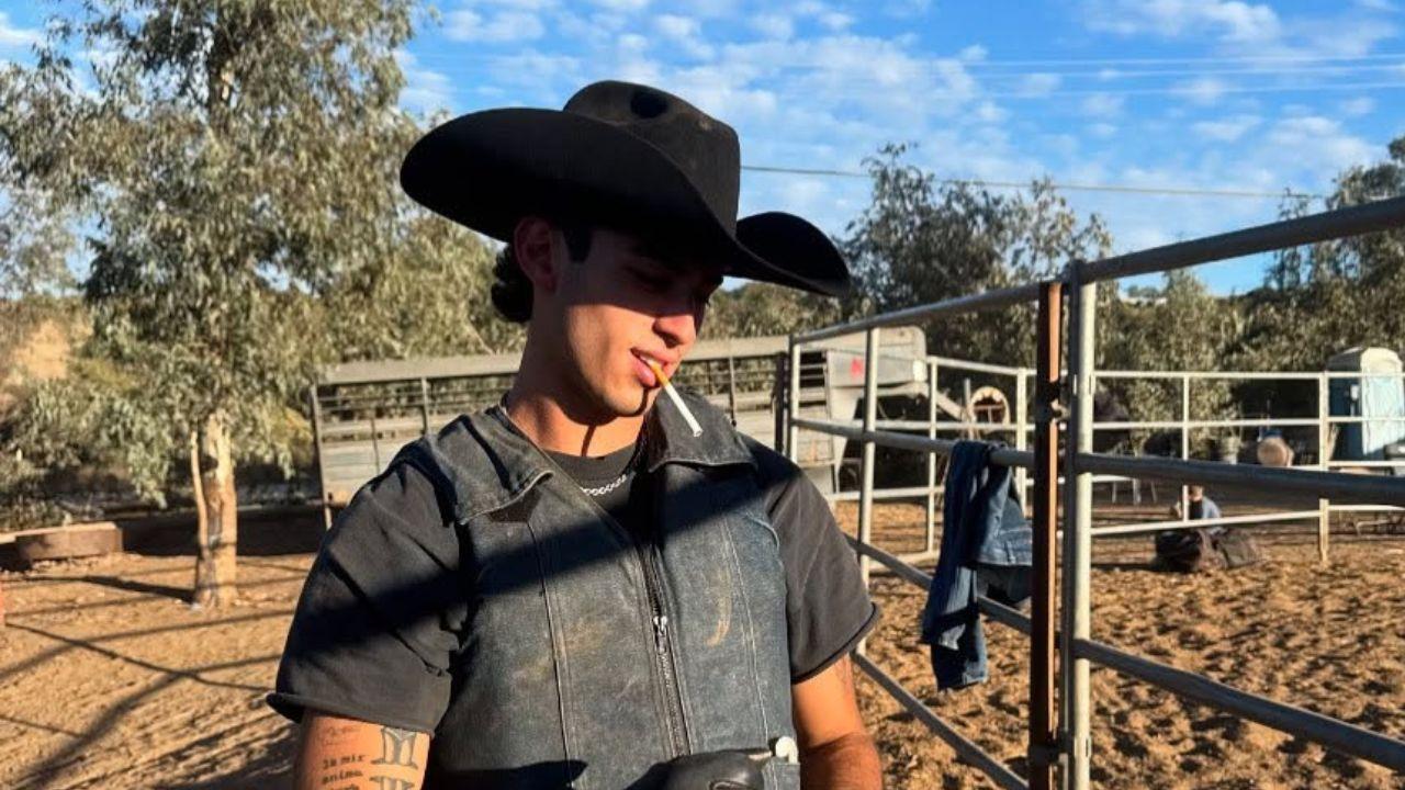 image of Dylan Wolf previously downplayed the romance as just friends having fun.