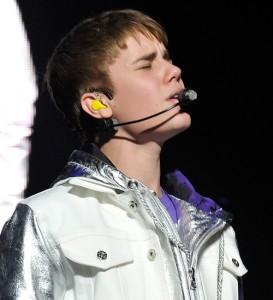 2011__03__Justin_Bieber_March10_news2 273×300.jpg