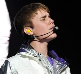 2011__03__Justin_Bieber_March10_news2 273×300.jpg