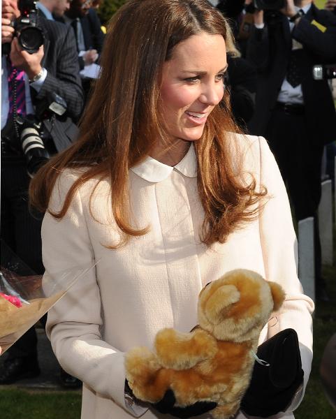 Ok_032613_kate middleton teddy bear_ _1.jpg