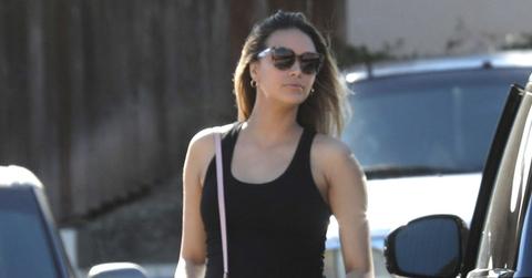 April love geary baby bump