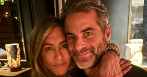 jennifer aniston boyfriend jim curtis reveals romance started friendship