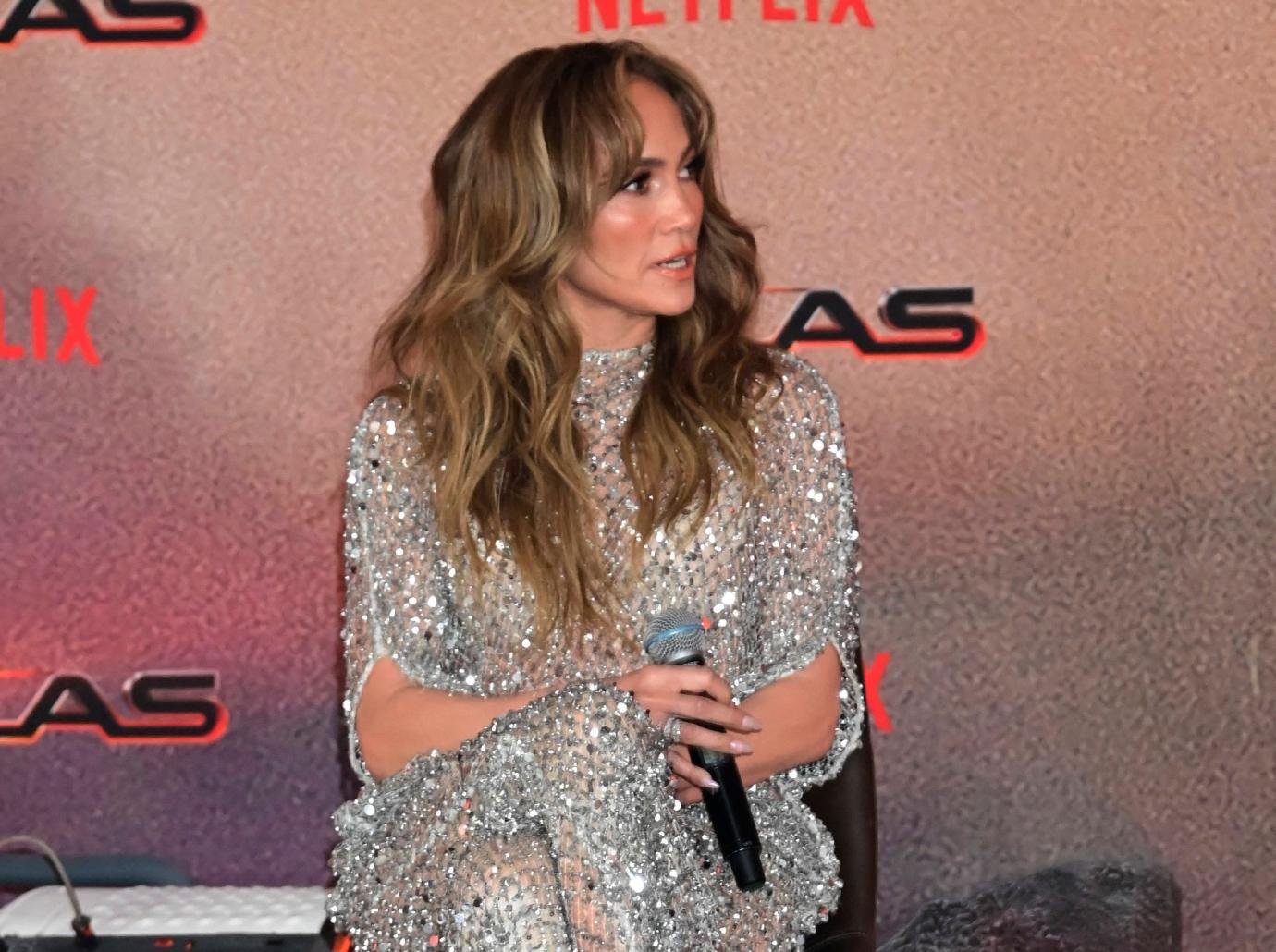 Jennifer Lopez Snaps At Reporter Asking About Ben Affleck Split Rumors