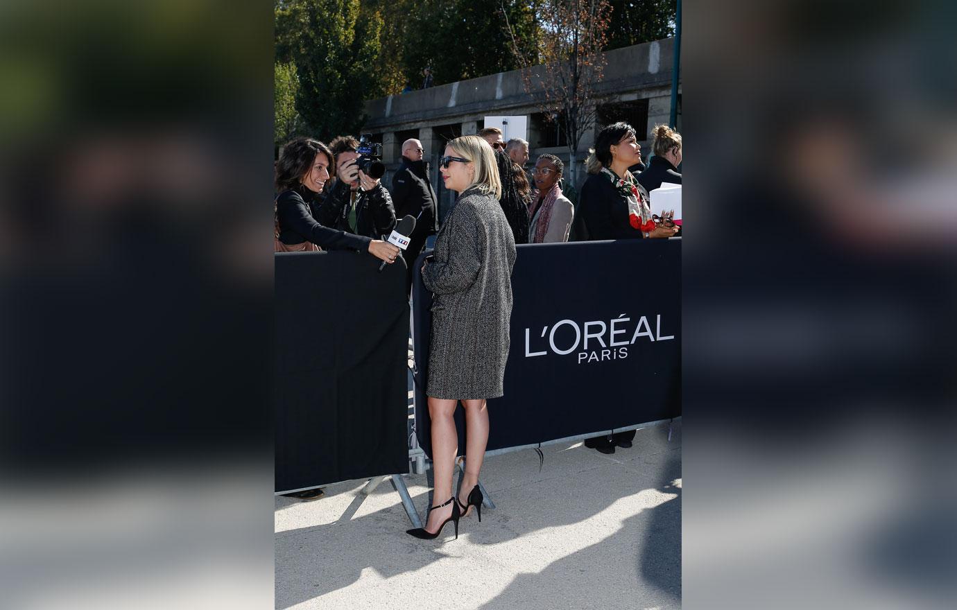 Ashley Benson waiting for the vip boat for L&#8217;oréal show in Paris during the fashion week 2018