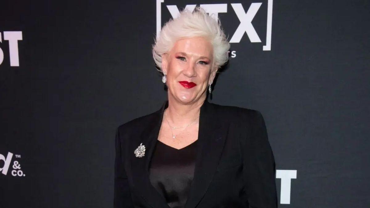 image of Anne Burrell was found unresponsive by her husband.