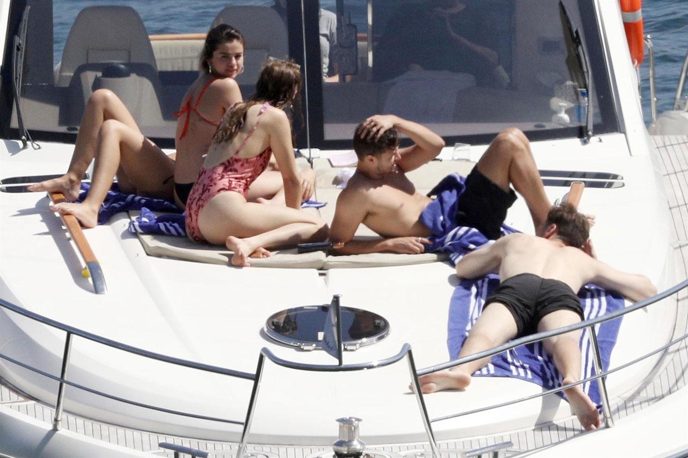 Selena Gomez shows off her surgery scars on a yacht in Australia