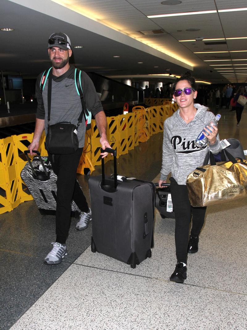 &#8220;Teen Mom&#8221; star, Jenelle Evans arrives in LA amidst reports of a &#8220;mystery illness.&#8221;  The young mother was seen at LAX with her new beau, David Eason.