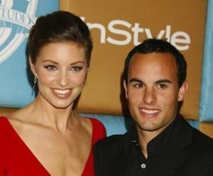 2010__12__Landon_Donovan_Dec23 300×248.jpg