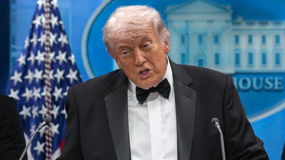 image of Some attendees claimed they reached the area near the ballroom without a ticket or by using tickets found abandoned in restrooms.