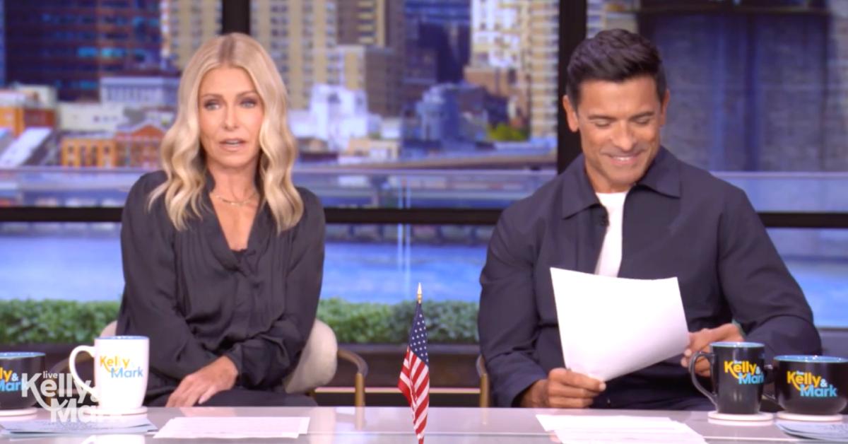 Image of Kelly Ripa said her and Mark Consuelos' wedding only cost $174.