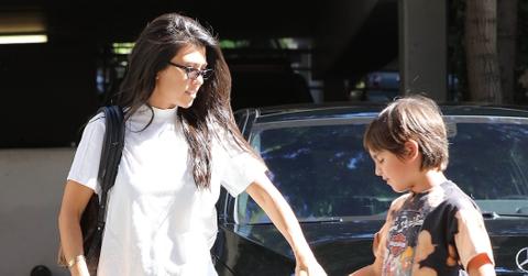 Kourtney Kardashian takes her son to his weekly art class