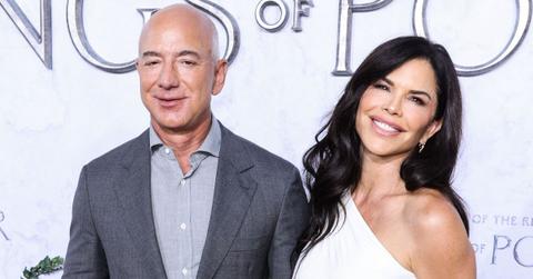 photo of Jeff Bezos and Lauren Sánchez