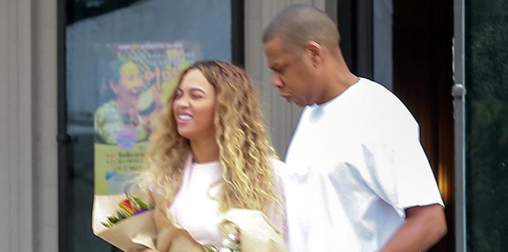 *EXCLUSIVE* Beyonce and Jay Z spend some take their daughter Blue to Ballet