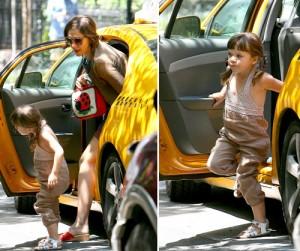 2010__06__Gyllenhaal_Maggie_3a_june8 300×255.jpg