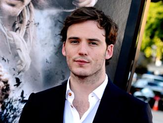 Sam claflin july17 catching fire.jpg
