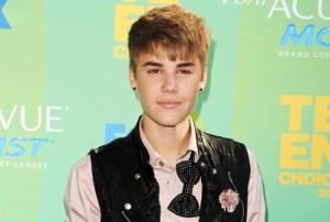 2011__08__Justin Bieber Aug16ne 300&#215;202.jpg