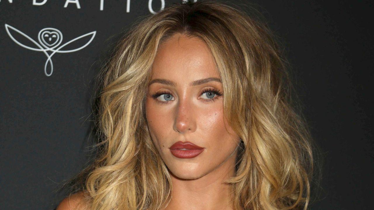 Image of Netizens slammed Alix Earle for 'being dumb' after her latest surprising confession.