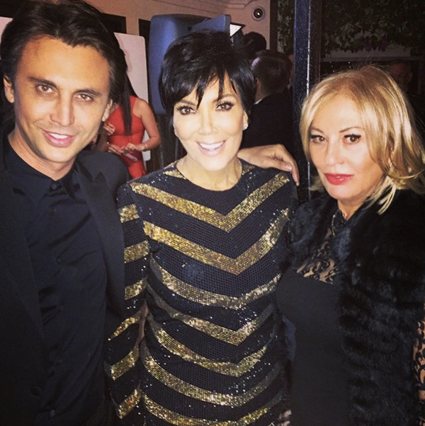 Jonathancheban christmas kardashian instagram 05