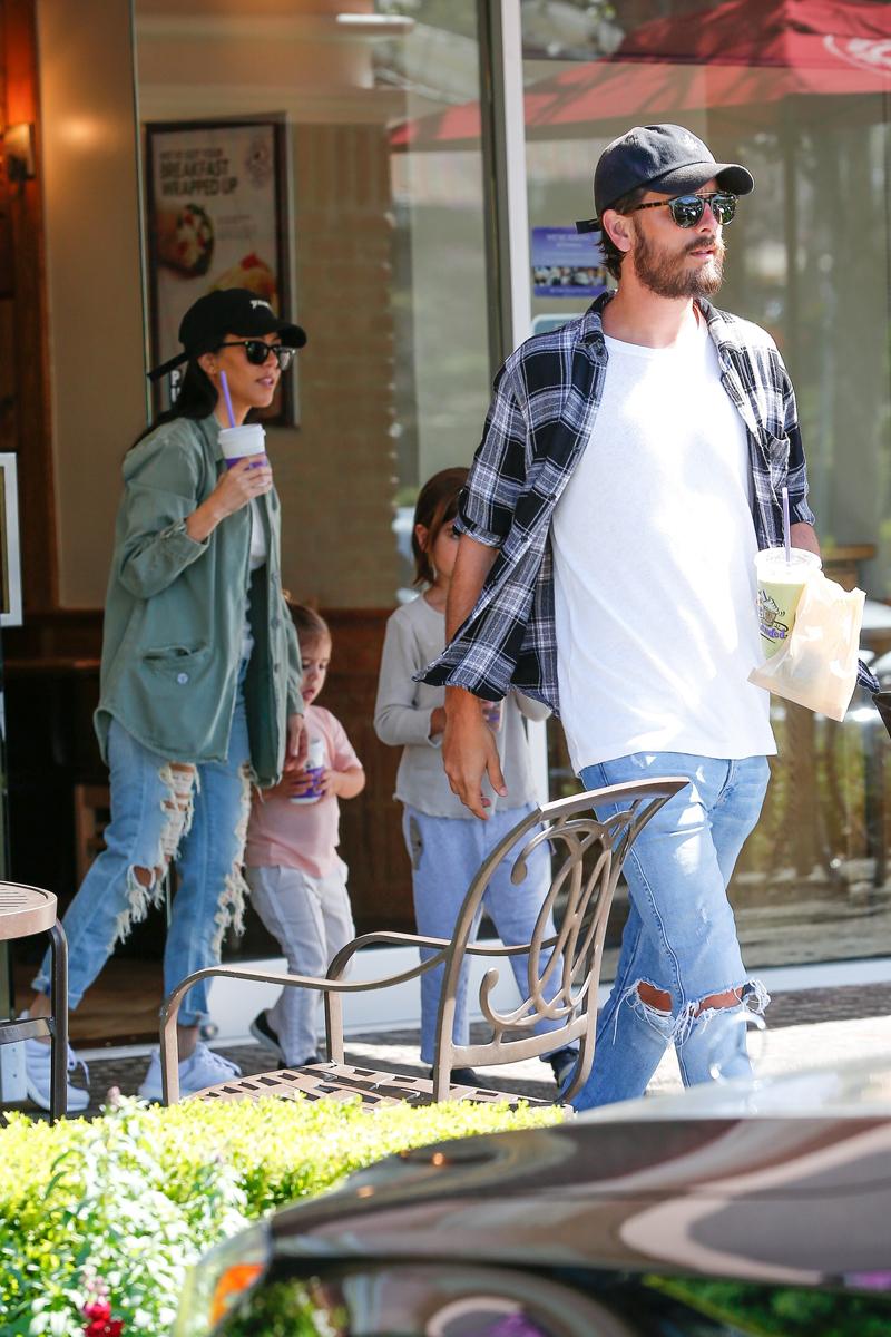 *EXCLUSIVE* Kourtney Kardashian and Scott Disick meet up after his trip to Mexico with a new girl