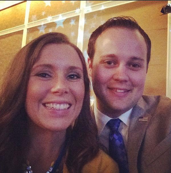 Pregnant Anna And Josh Duggar Of 19 Kids And Counting ...