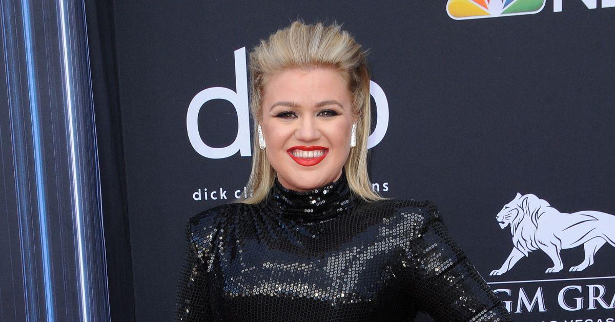 kelly clarkson exit rumors singer leaving her own talk show