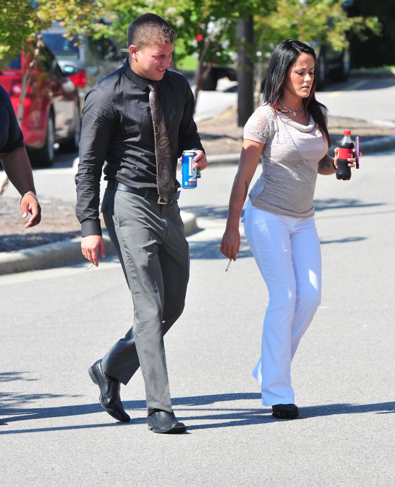 Jenelle Evans and boyfriend Nathan Griffith attend court in North Carolina