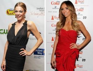 2011__08__LeAnn Rimes Giuliana Rancic Aug31 300×230.jpg