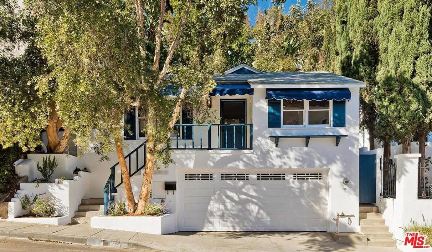 Margot Robbie Lists Home In Hollywood Heights