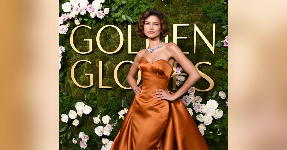 zendaya tom holland engaged diamond ring  golden globes photos