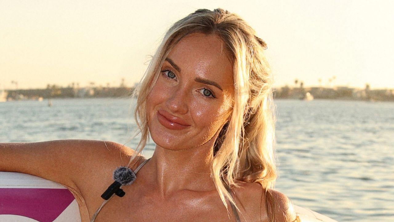 image of Katy Hollick initially thought her dolphin trainer crush, Will, was 'rude and arrogant.'